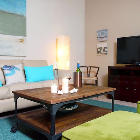 Naples Bay Resort & Marina Екстериор снимка