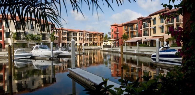 Naples Bay Resort & Marina Екстериор снимка